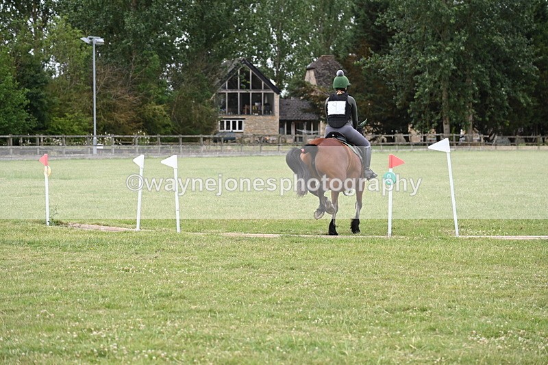 WJ6_6057 - 60cm XC Time 09:48 to 09:57