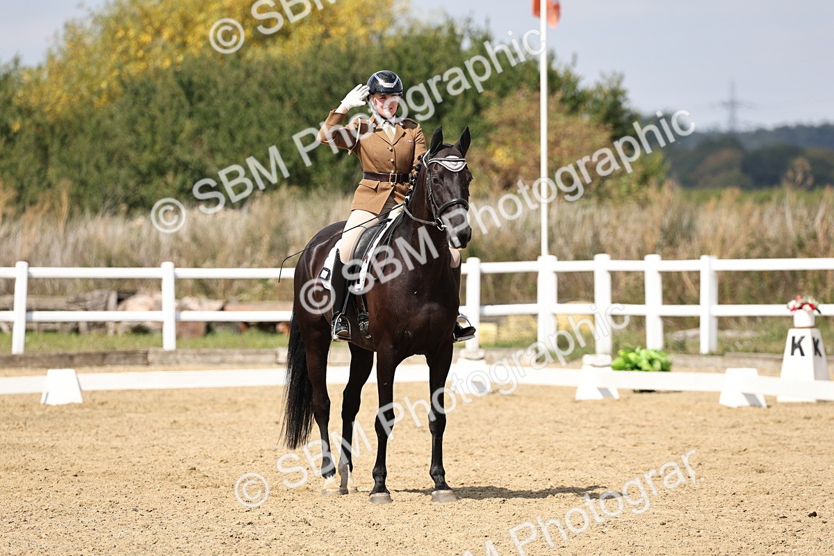 SBM_018683 - Class 16 - Novice 5 - 12.08-13.11