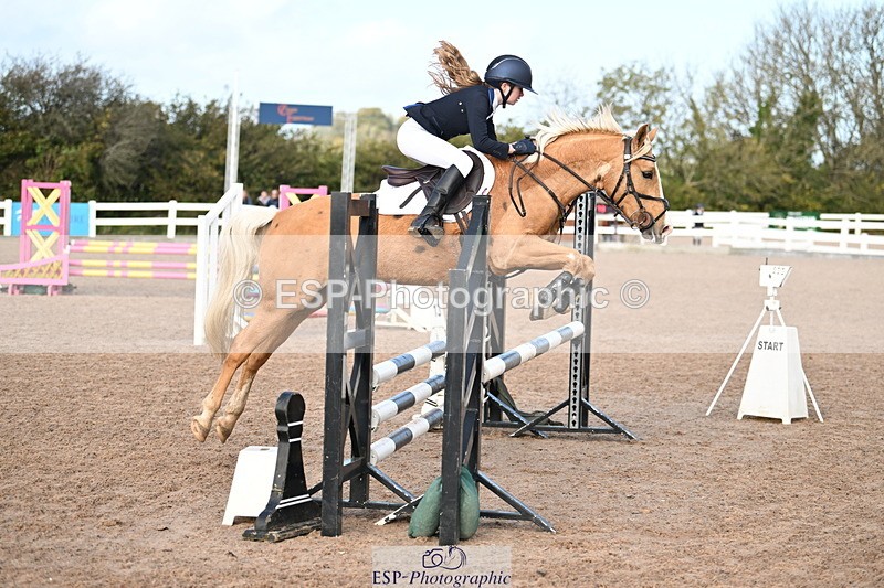241026A-110828-00305 - SAT Cls 5 Pony British Novice and 80cm