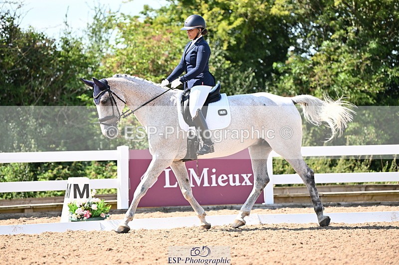 240816A-145350-05516 - 293-Layla.Ambersley-Broadbent-Galwaybay.Buddy