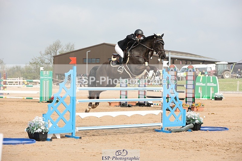 250424-104453-03206 - Cls 33 Young Horse 7yr old