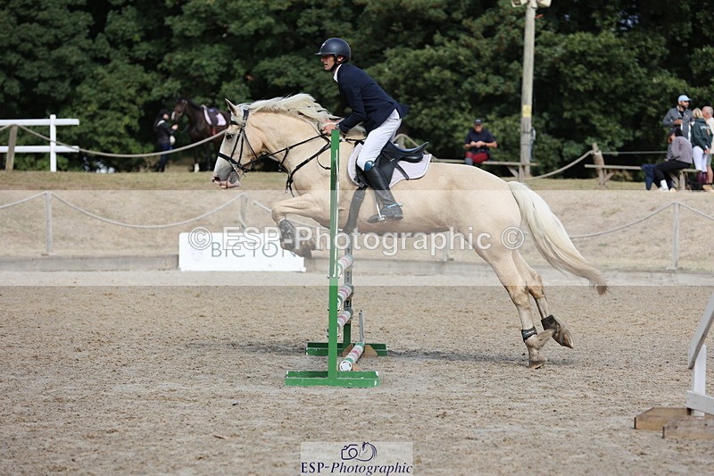 250829A-104153-01193 - Cls 7 British Novice and 90cm