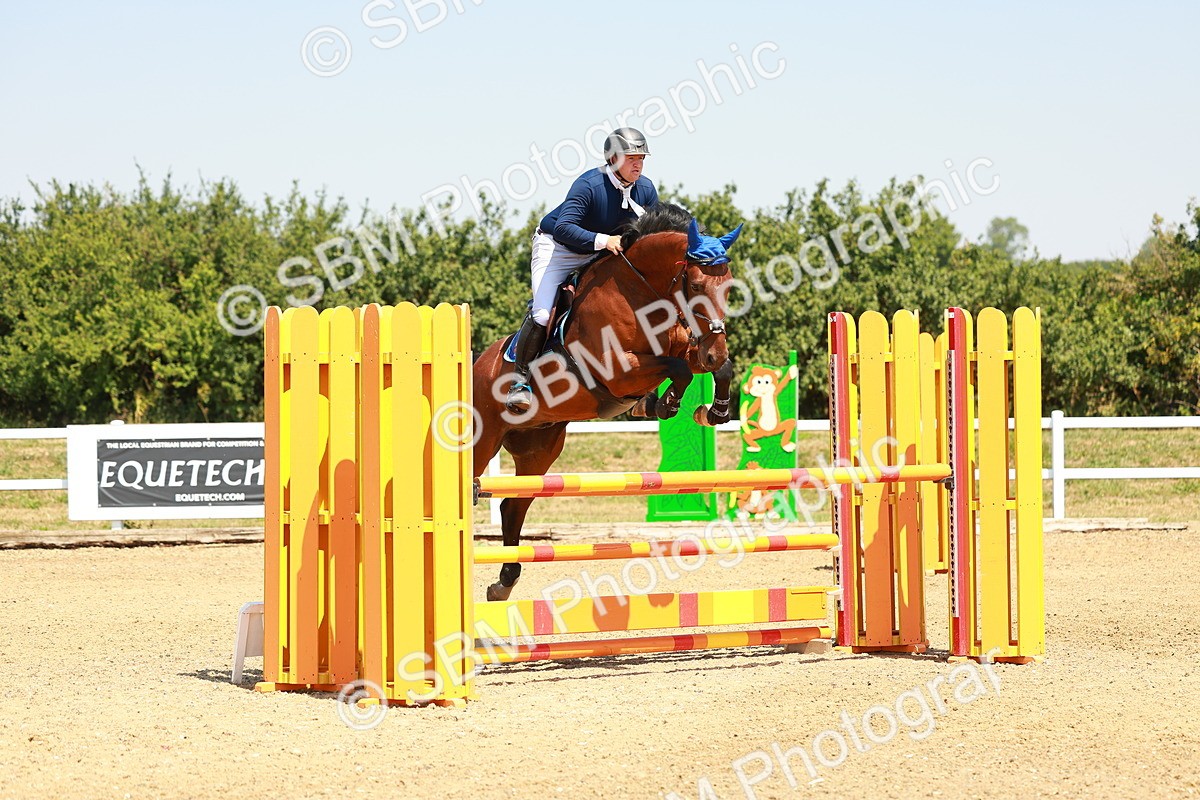 SBM_001435 - Class 4 - Senior Newcomers - 1.10m