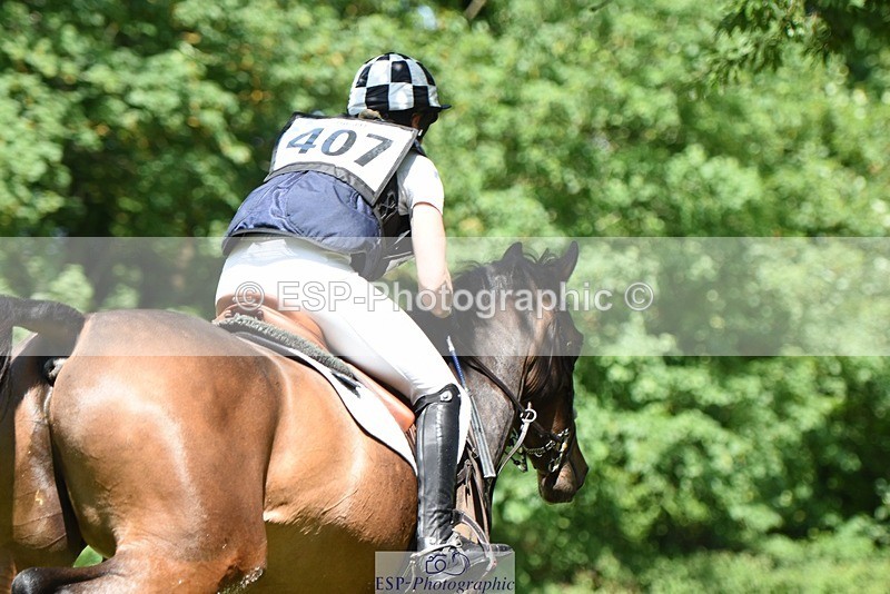 230528-112358-16191 - 407-KING_OF_THE_SWINGERS-Louise_Bradley-XC