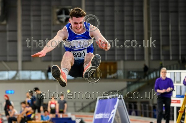 SeniorInd25-917150 - Field Male