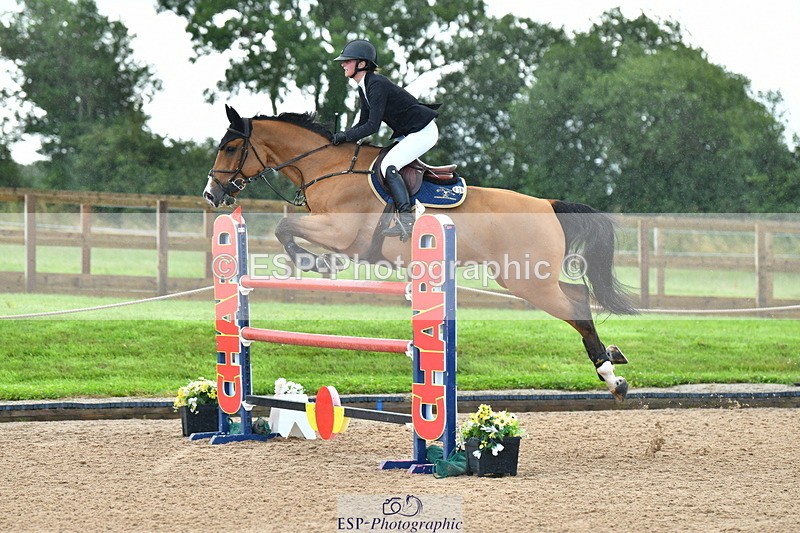 230723A-093832-10612 - Cls 4, 2 Star Small 1.30m