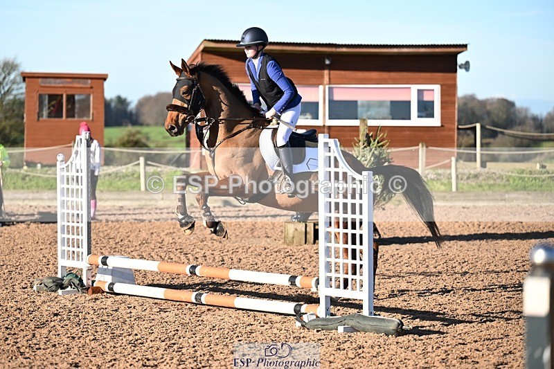 251130-102345-01367 - Cls 18 50cm Clear Round