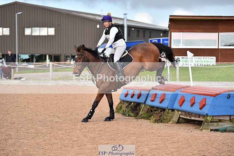 231105A-124006-00848 - 90cm