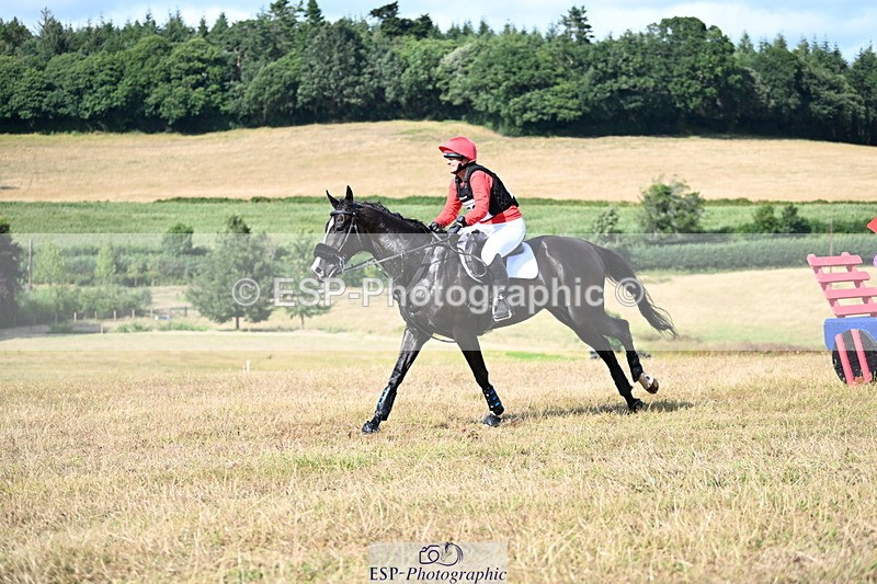 250803A-162625-16976 - Q-756-Sarah.Whitehead-SHAKE.HIM.UP