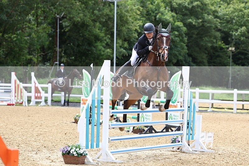 3E7A5923 - Class 4: Senior British Novice/90cm open