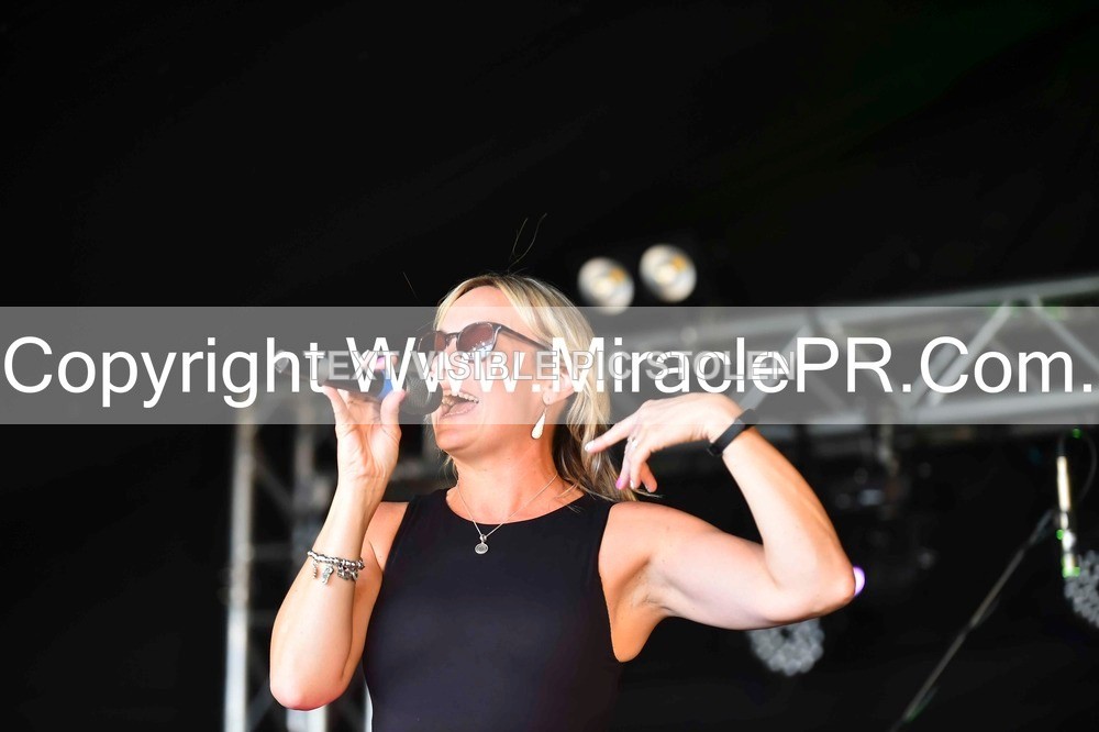 SH4_0758 - Lisa Winwood