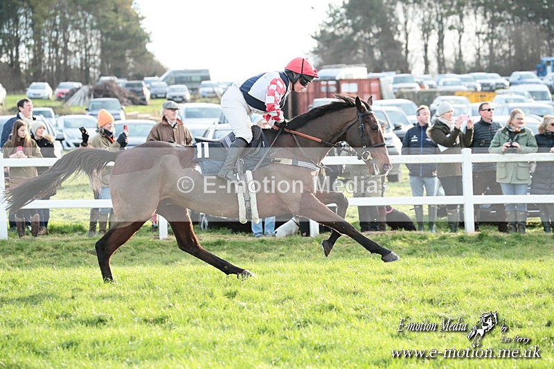 PtP 141225  2076 - New Forest Hounds PtP Larkhill 14/12/25