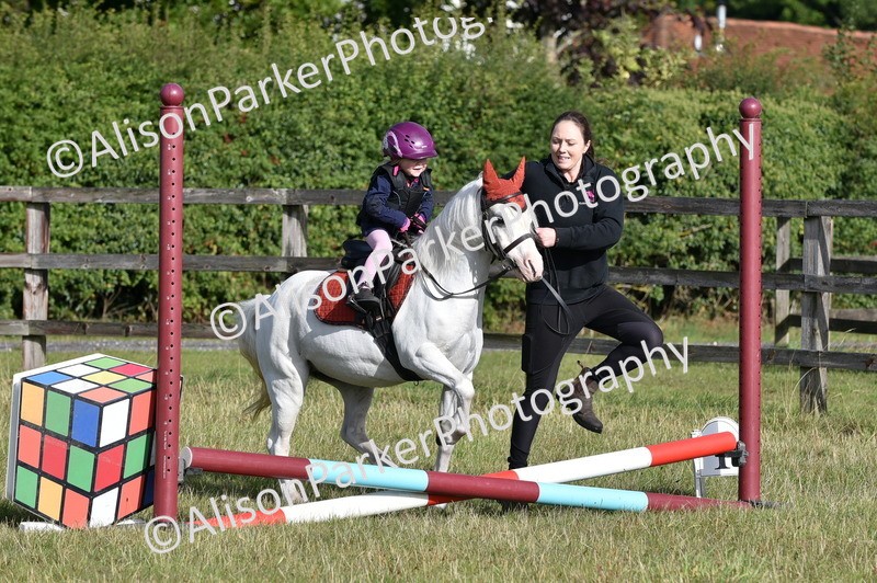 20250831-0235 - Class 6 - Minimus Jumping 30cm