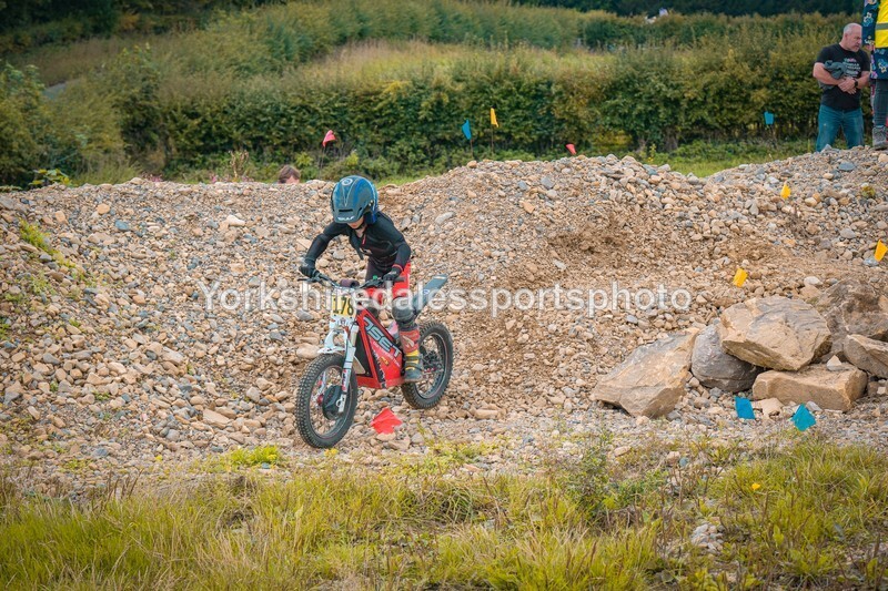 DSCF0158 - Ripon MC Trial 27/09- kids