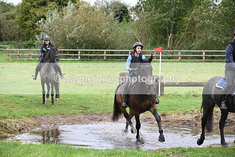 WJ6_3148 - Time at Photographer 11:01 to 11:20