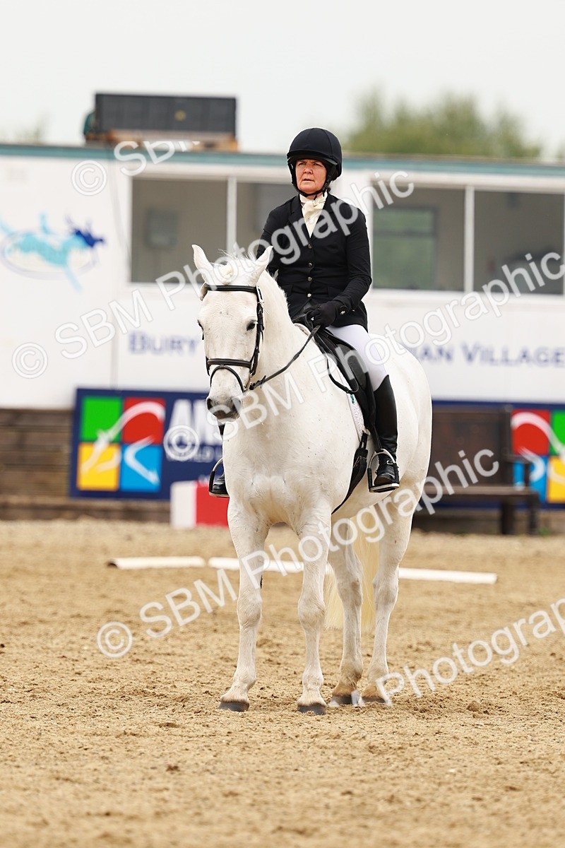 SBM_001118 - Class 6 - Novice 4
