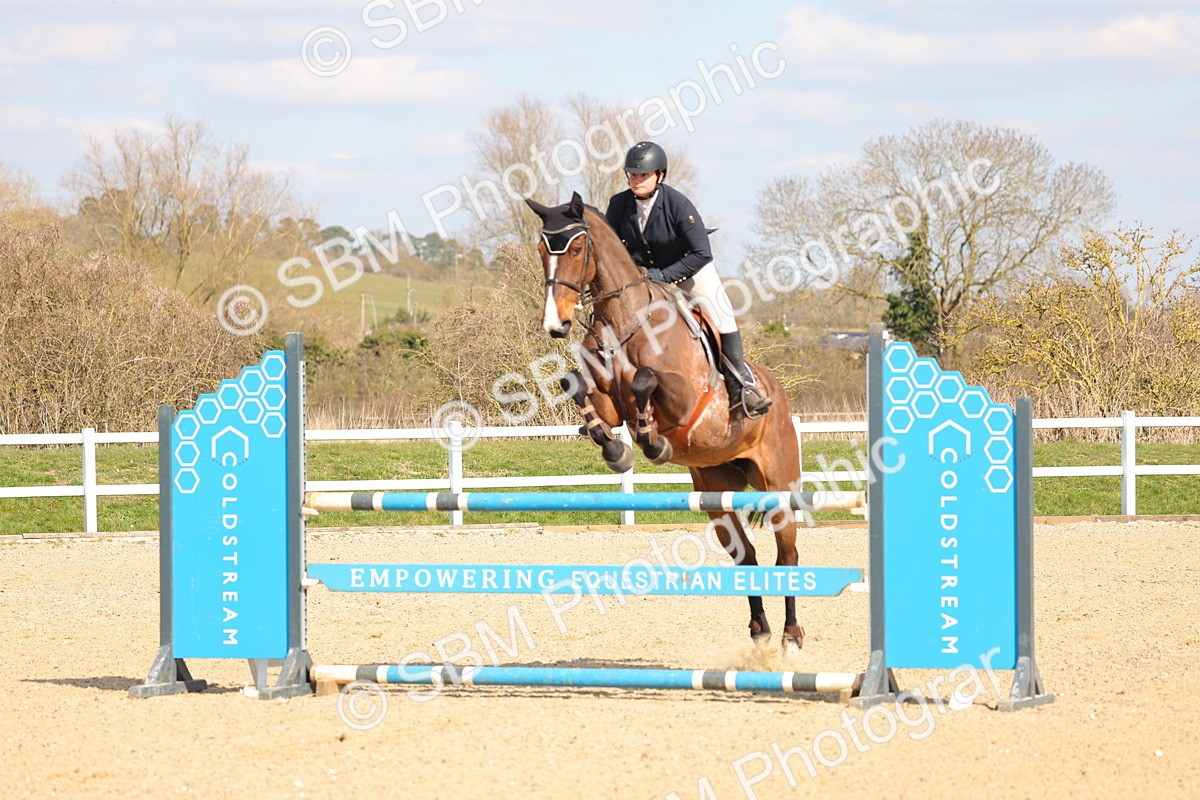 SBM_001382 - Class 4 - Senior Newcomers - 1.10m