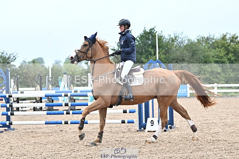 240925A-121705-00426 - Cls 3 Snr 1.05m Open