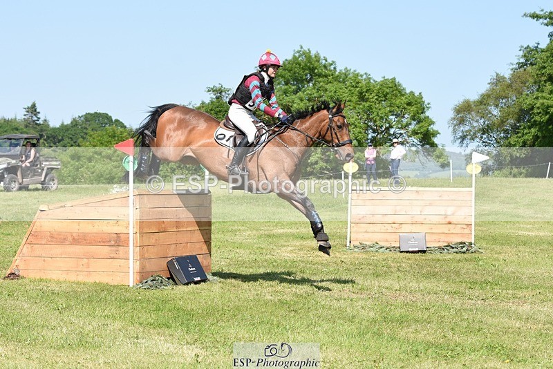 230527-155800-12309 - 373-BENGAL_LORE-Pippa_Taylor-XC