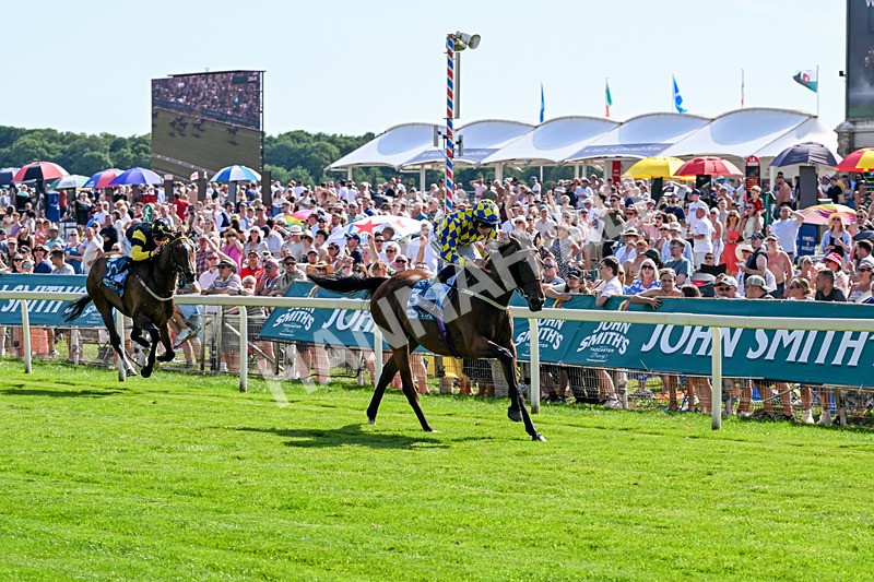 110726-Race 5-Cruden-8198 - Race 5 16.20pm John Smith's Stayers' Handicap