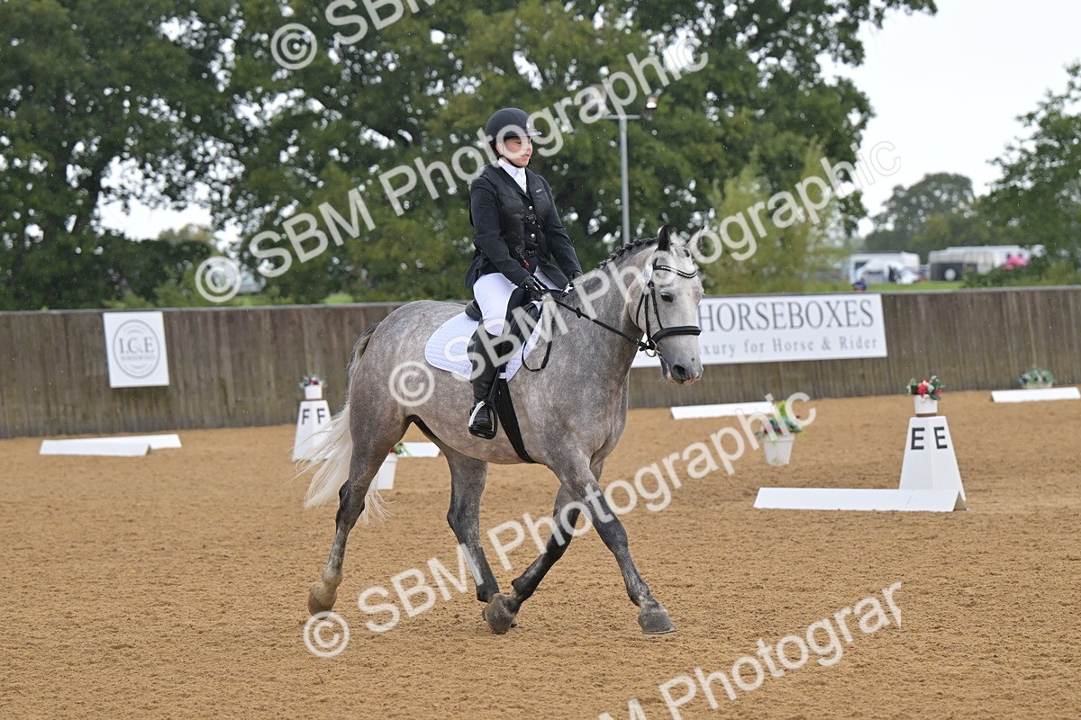 SBM_00560 - D2 - Small Tour Championship Intro 2