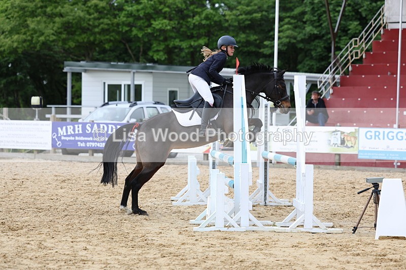 3E7A8455 - Class 12: Pony British Novice/80cm open