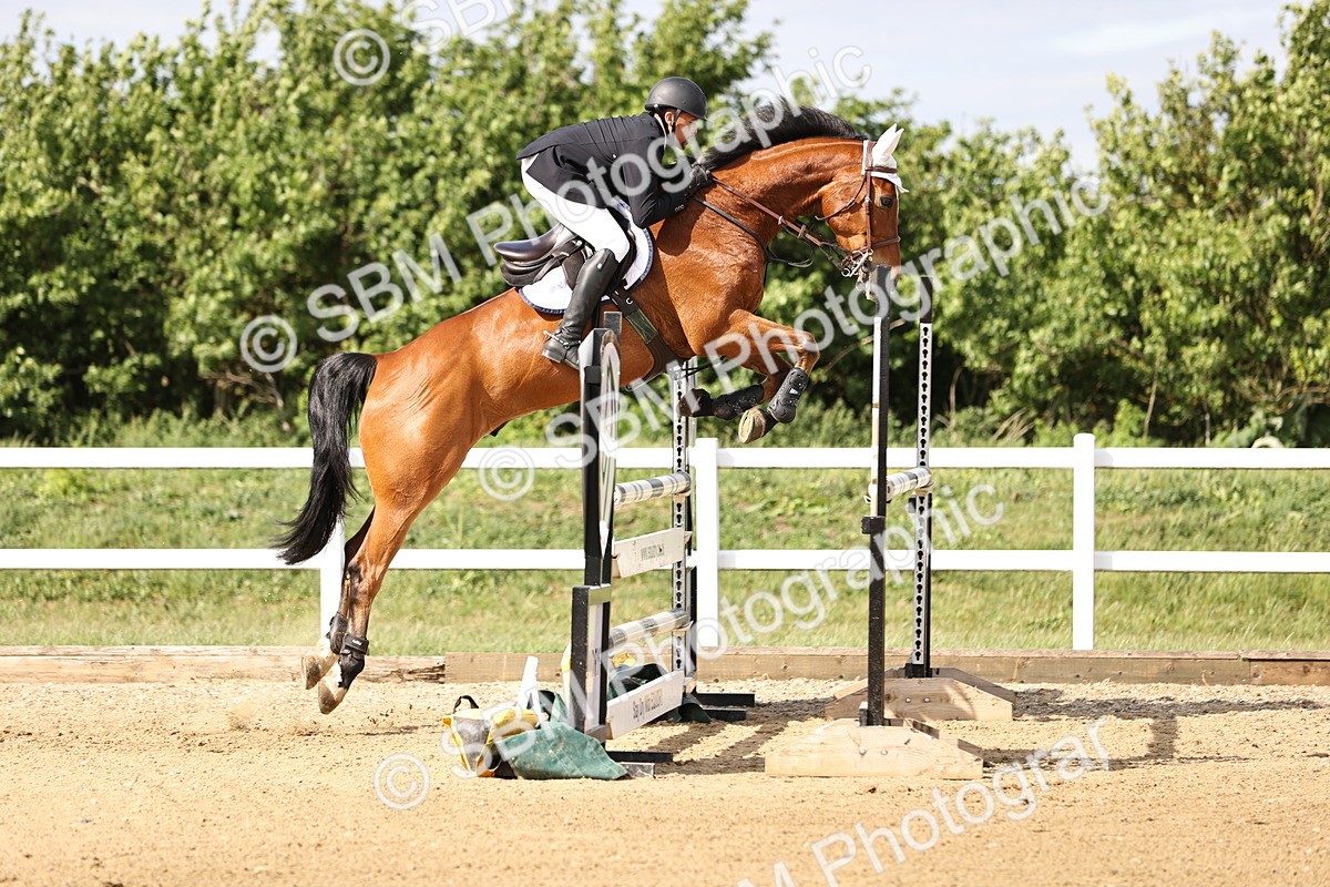 SBM_003646 - Class 13 - Senior Foxhunter - 1.20m