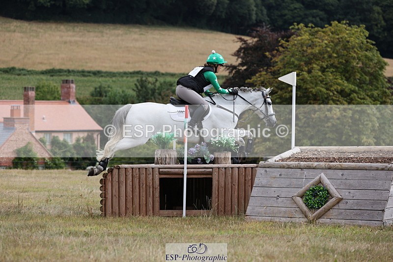 250802A-105548-01023 - A-011-Milly.Meza-Bradford-HAZELROCK.SYMPHONY