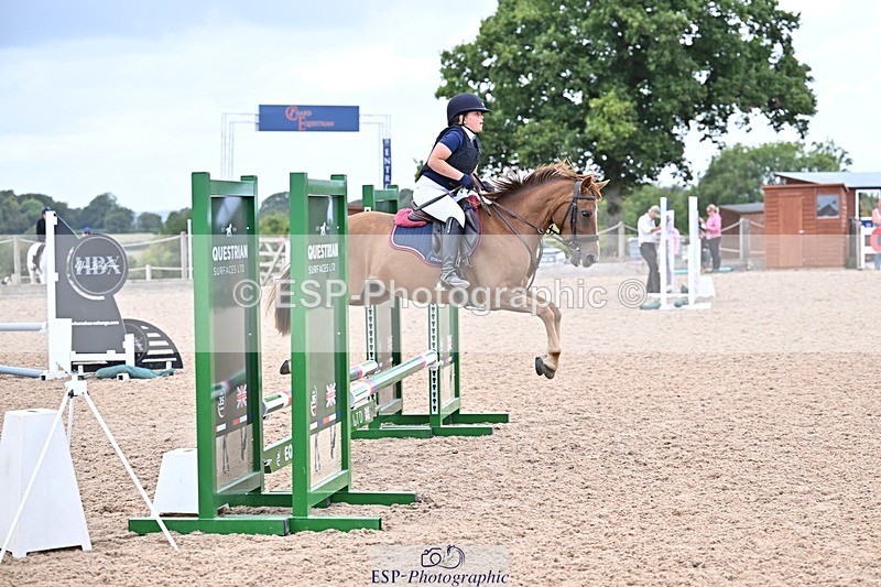 250826-155041-00208 - Clear Round and 60cm