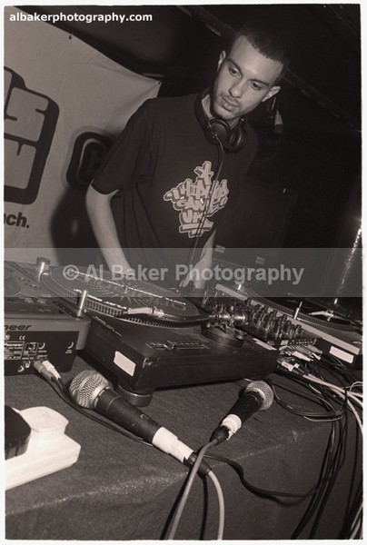 07 excalibah - Friends-&-Family @ the-roadhouse 04.02.06