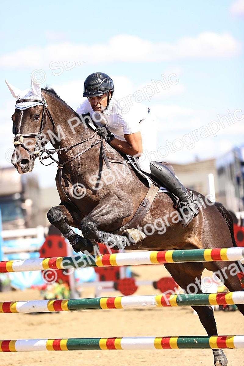 SBM_015564 - Class 16 - Senior foxhunter - 1.20m Open