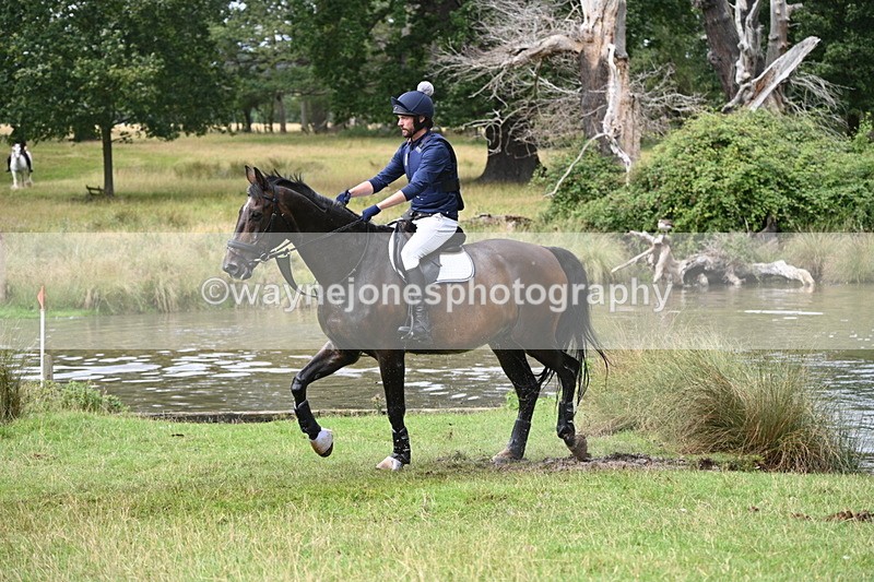 WJ7_2121 - Time at Water 11:14 to 11:36
