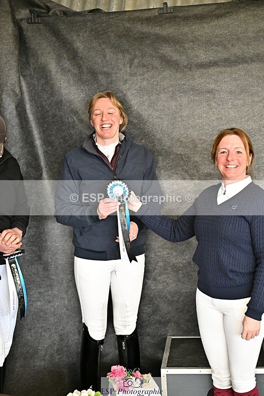 260214-130526-03862 - Cls 15 Medium Silver Presentations