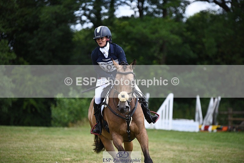 240630-104704-00132 - 102-Emily_Dobson-Silverlinings_Aphrodite