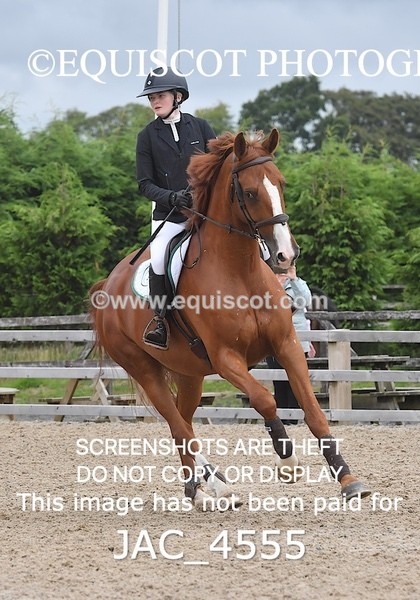 JAC_4555 - CLASS 7 Senior Foxhunter/ 1.20m Open