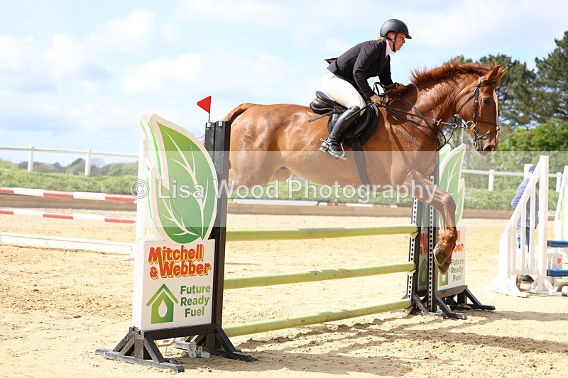 3E7A8282 - Class 11: 1 metre open