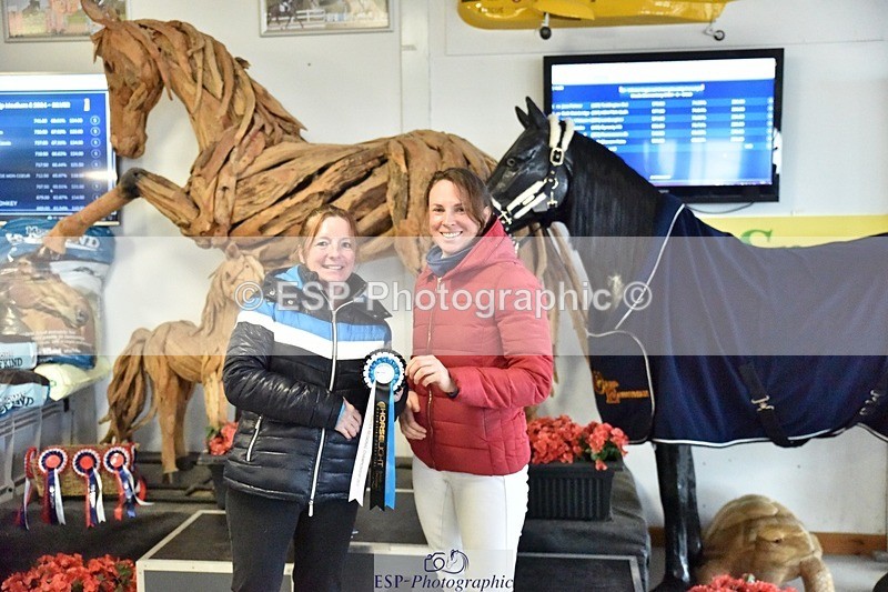 250215-131414-03659 - Medium Silver Presentations