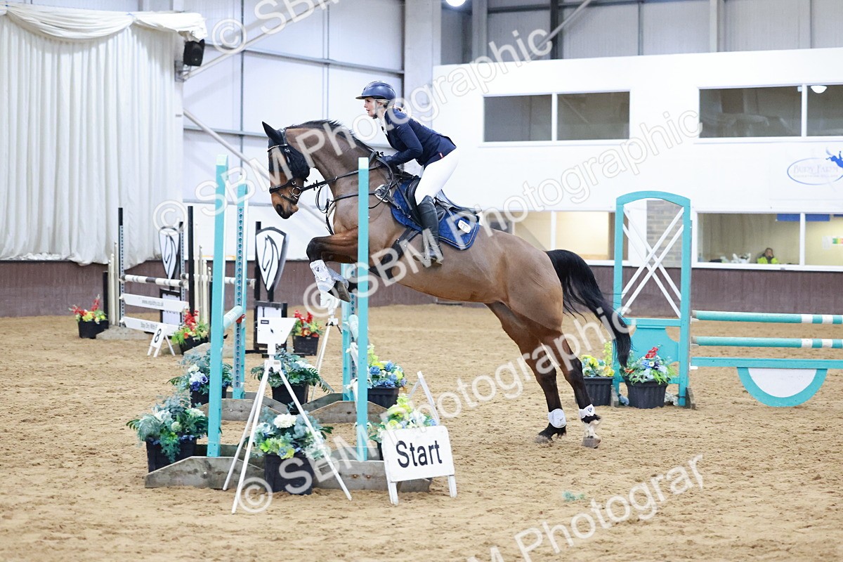 SBM_007465 - Class 24 - Nupafeed Supplements Senior Discovery/ 1m Open