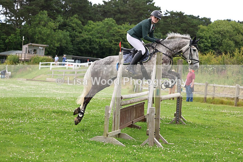3E7A3706 - Class 6: Hawkins Motors Senior 1.00m Derby
