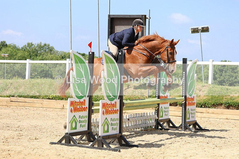 3E7A9598 - Class 8: Senior 80cm