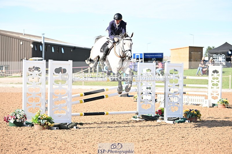 240913A-160552-05156 - Cls 18 National 1.40m Open