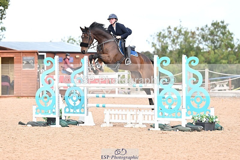 251005-100600-02662 - Cls 15 Foxhunter and 1.20m