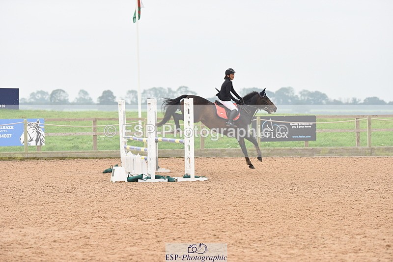 230916A-151956-05328 - Cls 18 Snr 95cm Derby