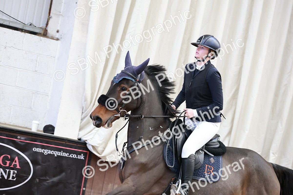 SBM_003763 - Class 11 - Senior Newcomers - 1.10m