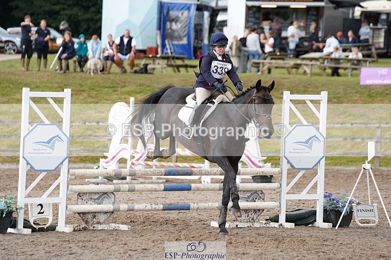 240824X-121550-23936 - 80cm Round 1 12.00 to 13.00