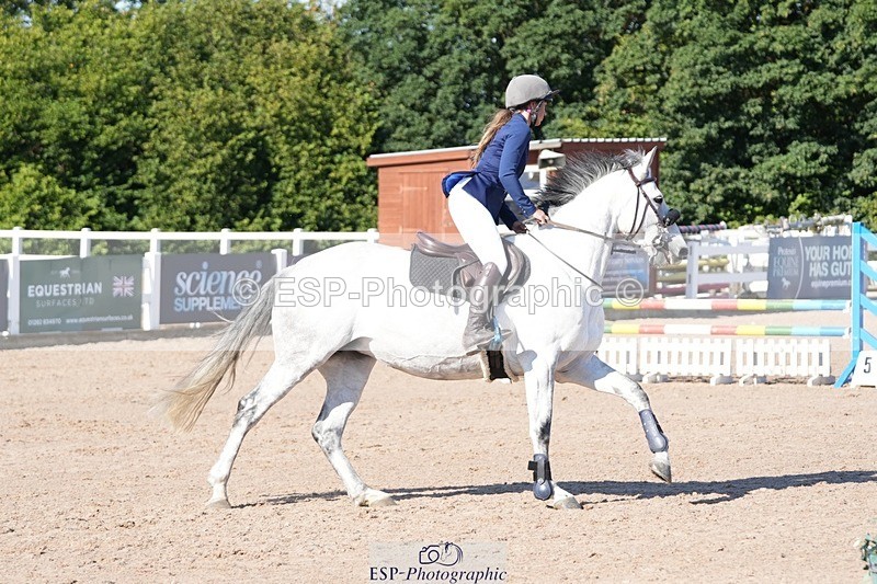 250802-091902-08289 - Cls 19 British Novice and 90cm Open