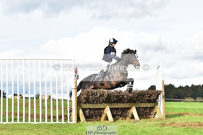 231021-143738-18943 - 489-MY.GALWAY.MAN-Daisy.Hood-SC+XC