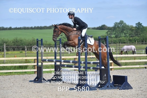 BPP_5680 - CLASS 4 Senior Discovery/ 1m Open