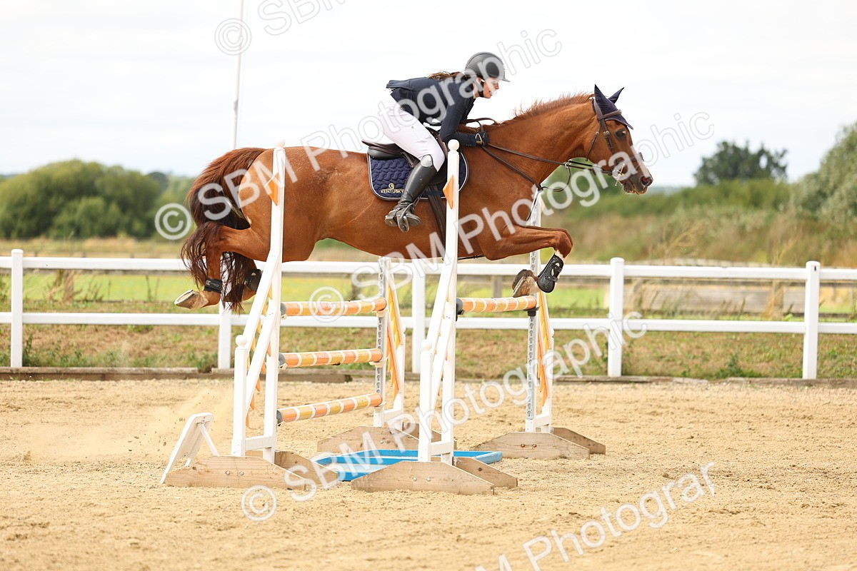 SBM_010257 - Class 3 - Senior Newcomers - 1.10m Open