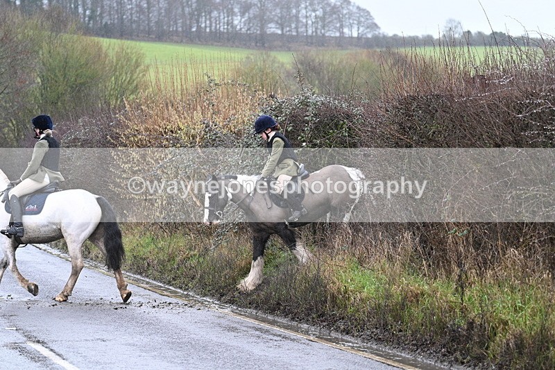 WJ7_7094 - Crossing A Camera